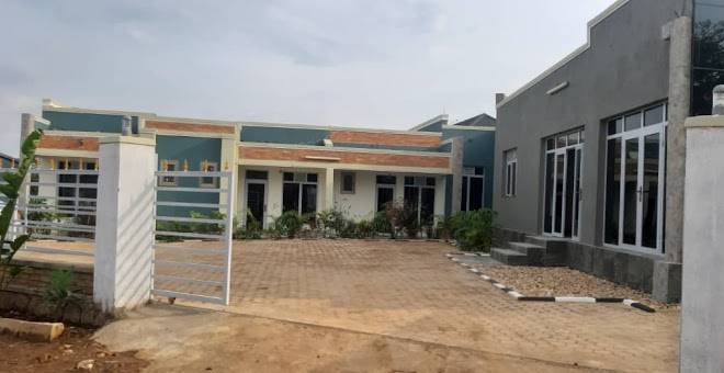 Avisha town hotel