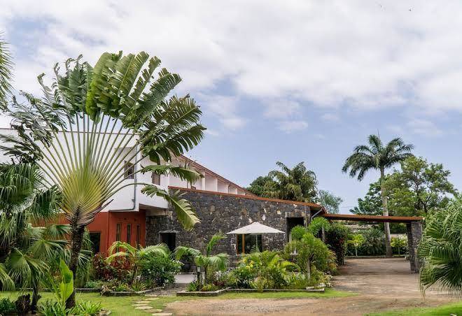 Emoyeni gardens hotel