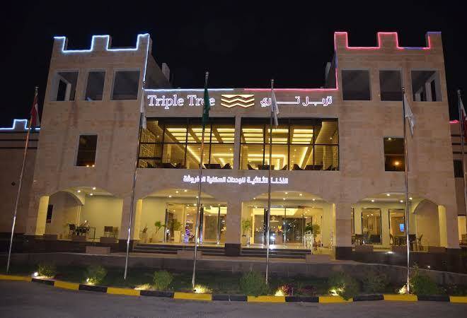 Triple tree hotel