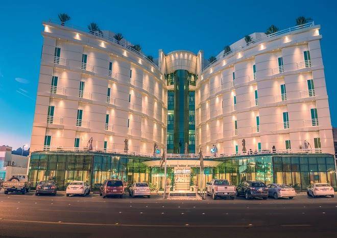 Aronani hotel