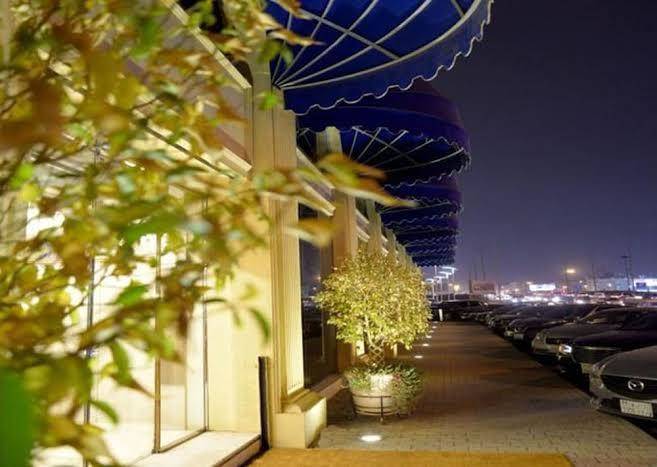 Al hyatt jeddah continental hotel