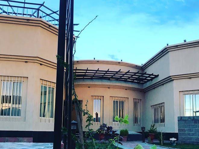 Arak resort