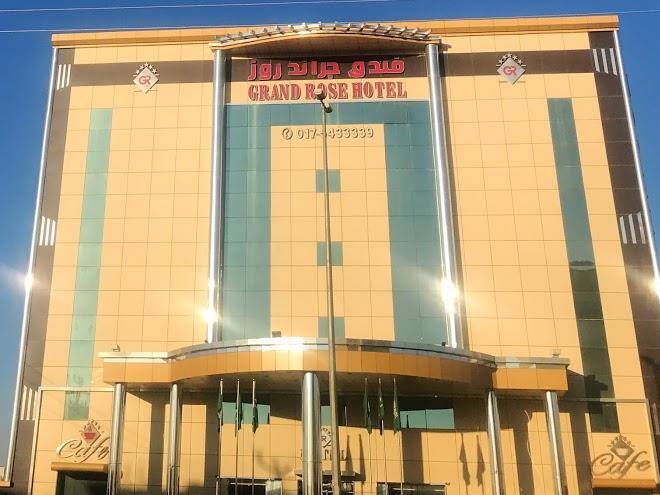 Grand rose hotel
