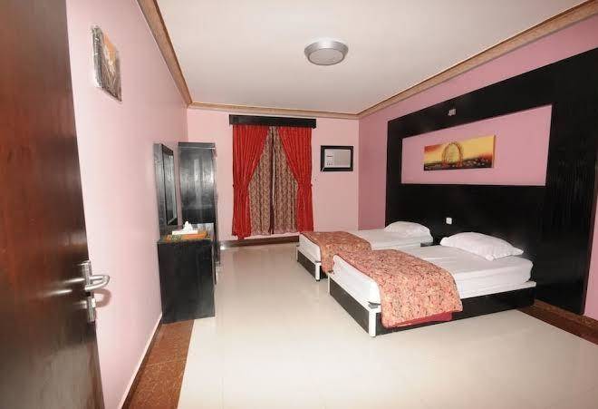 Najmat Manami Azizyya Image