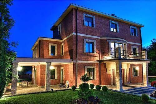 Belgrade Hills Image