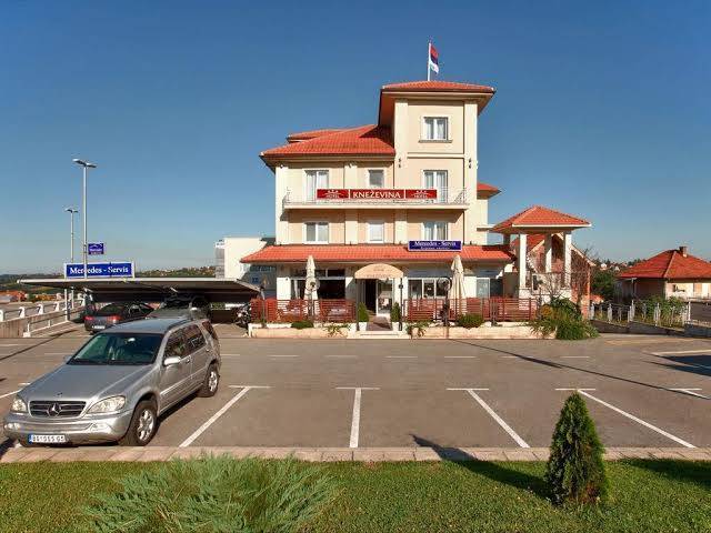 Hotel knezevina