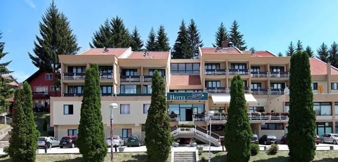 Hotel javor kusici