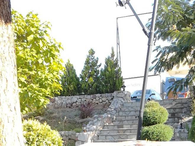 Hotel In Lukan Lux Plus Image