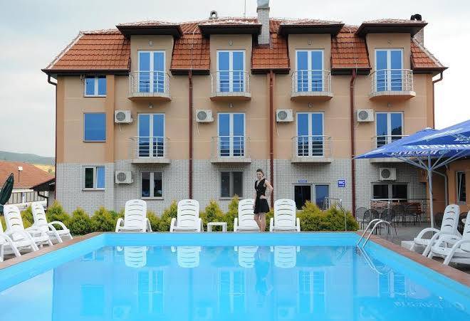 Hotel svetlost