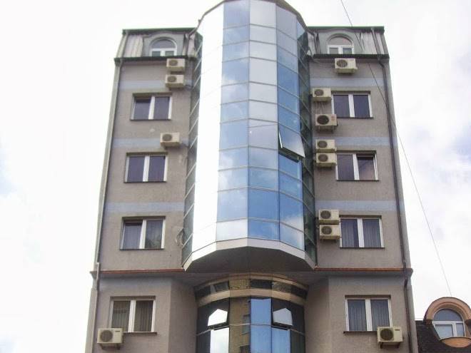 Rile men hotel