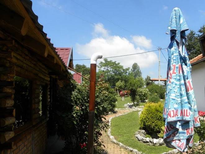 Panorama lomnica etno restoran sa prenocistem
