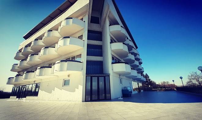Hotel plaza varvarin