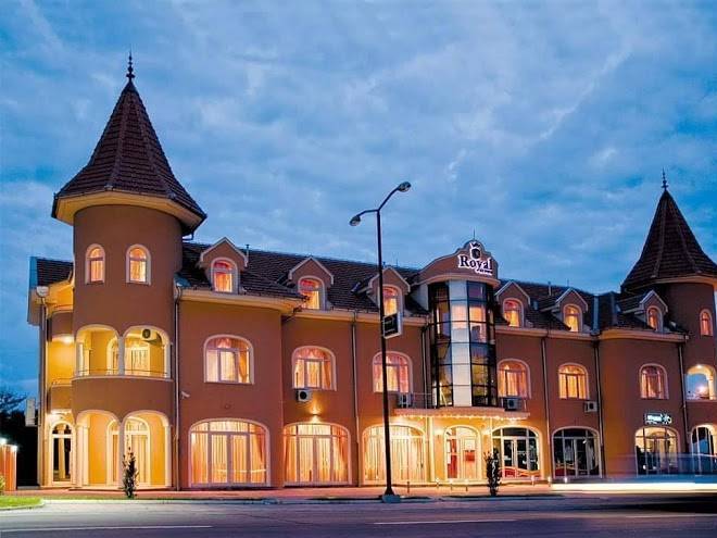 Garni hotel royal crown