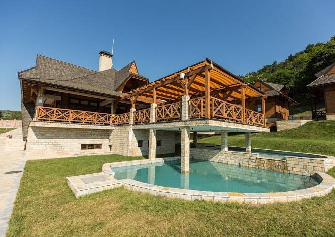 Etno Selo Vrdnicka Kula Image