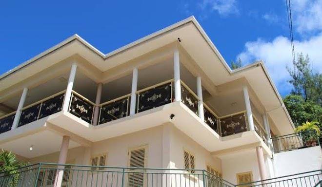 Summer Self Catering Image