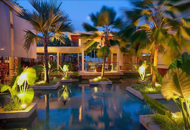 Dhevatara beach hotel