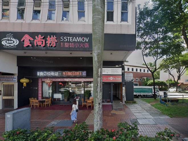 Queen Resident Image