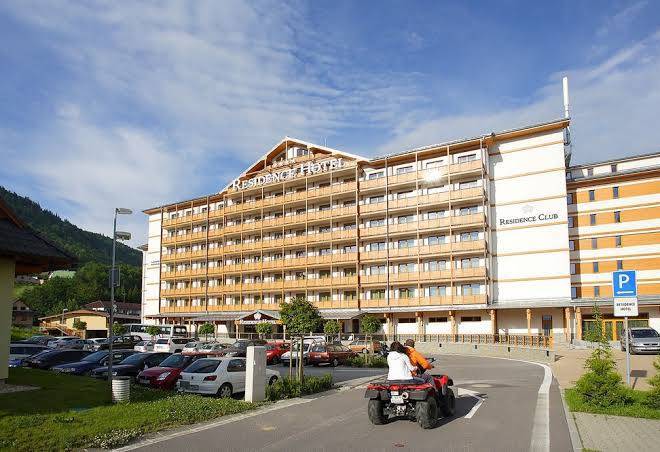 Residence hotel & club
