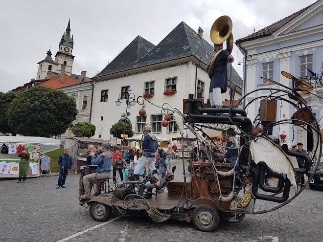 Central J S J Ltd Image