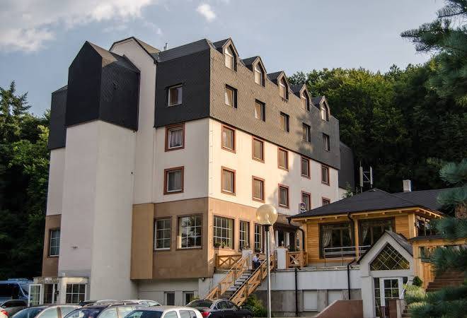 Hotel west