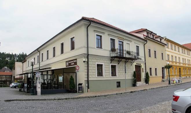 Berg wine & cafe