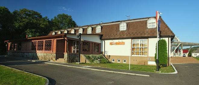Hotel armales