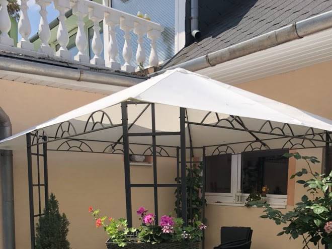 Privat pod zamkom