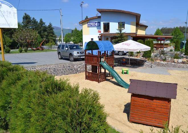 Sport motel raketa
