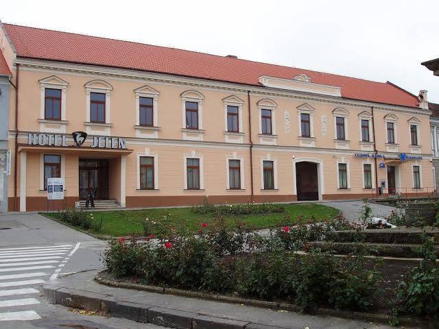 Hotel jelen