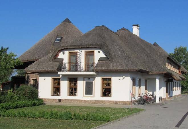 Rybarsky dvor penzion & restaurant