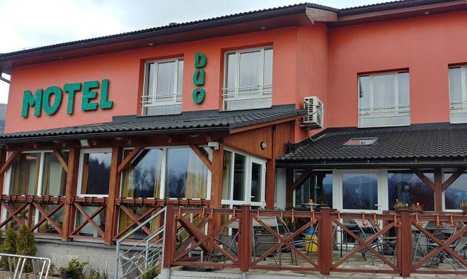 Motel duo