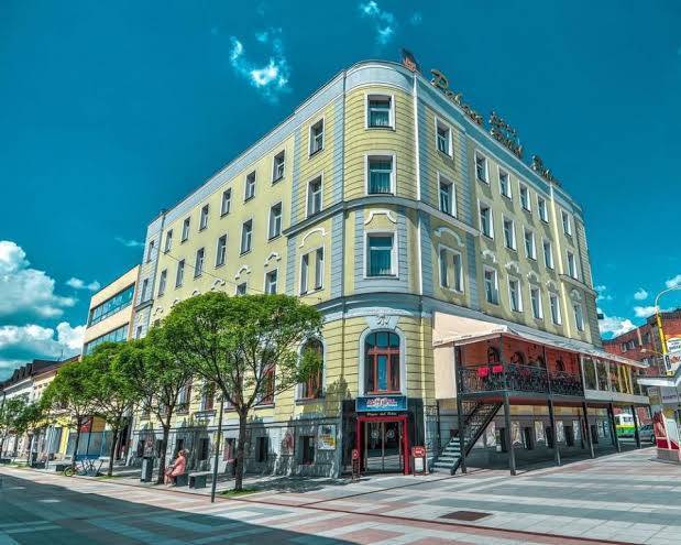 Hotel polom