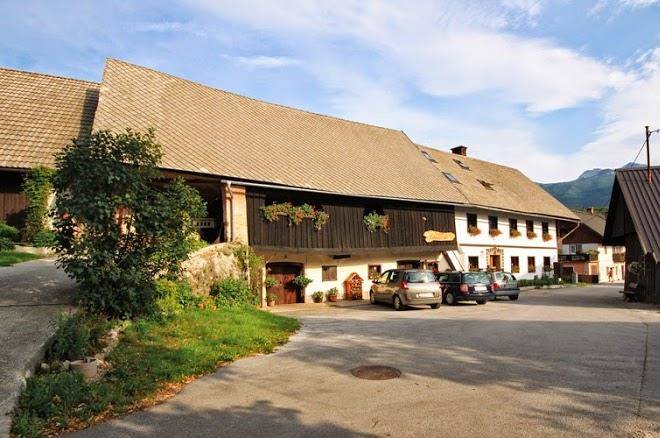 Sobe pekovec bohinj