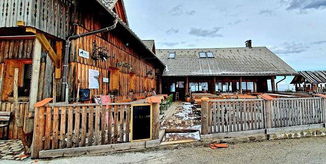 Gostisce in penzion stari vrh gregor stefe sp