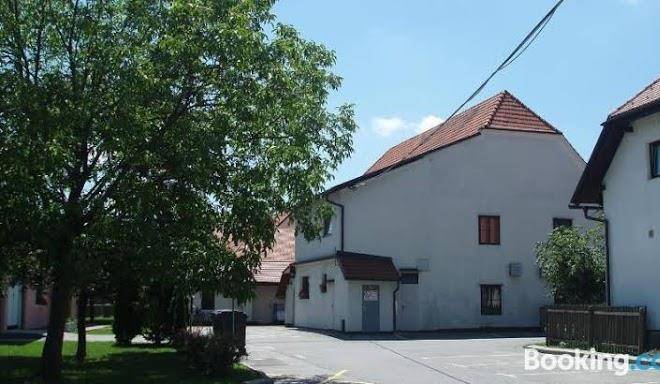Motel & gostilna divjak marjetka rozic sp
