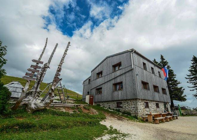 Domzalski dom na mali planini