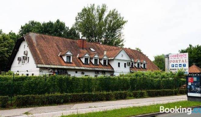 Bed and breakfast portal