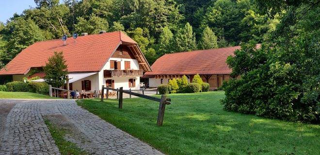 Seruga tourist farm