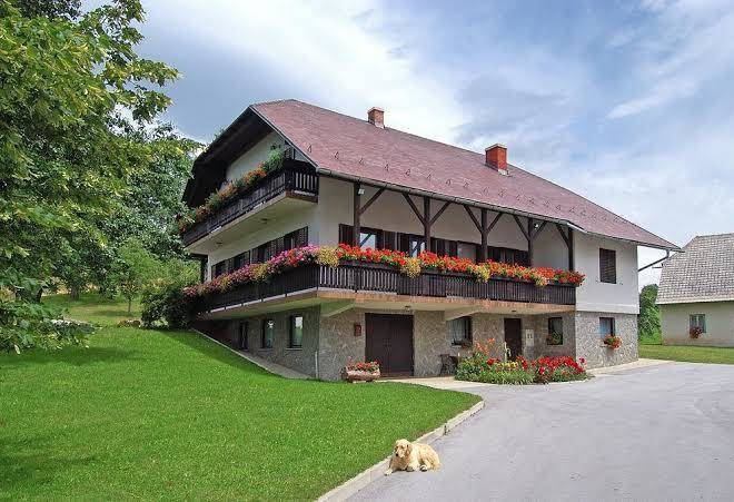 Farm stay ramsak