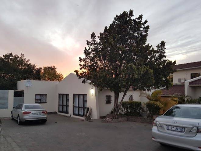 Ekukhanyeni b & b