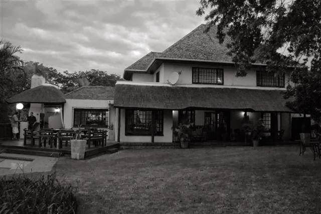 Meander inn