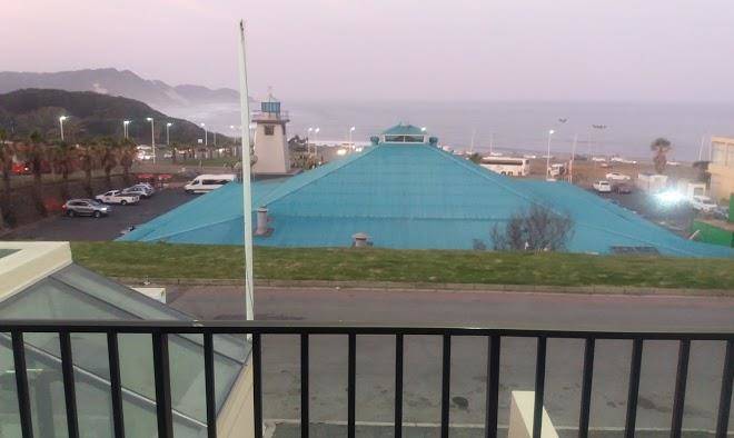 Marine lodge