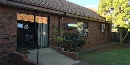 Cura lodge