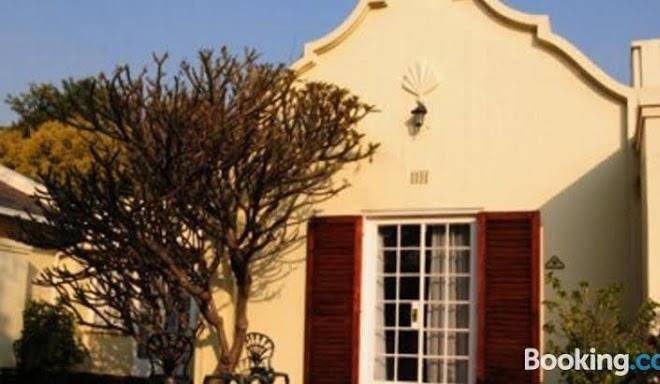 Cape elegance in bryanston