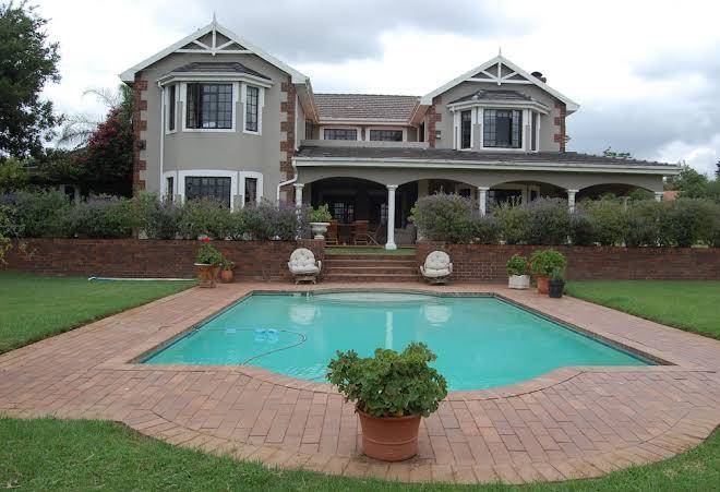 Maple manor