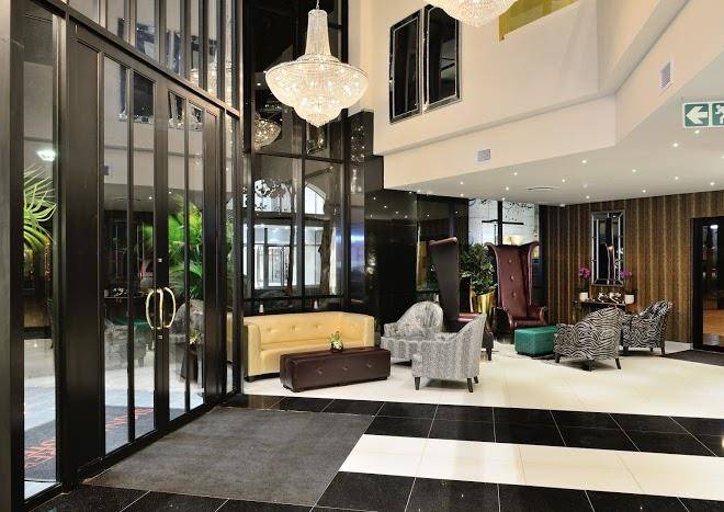 Signature lux hotel by onomo sandton