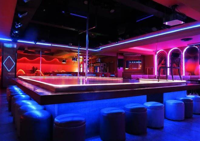 The summit club