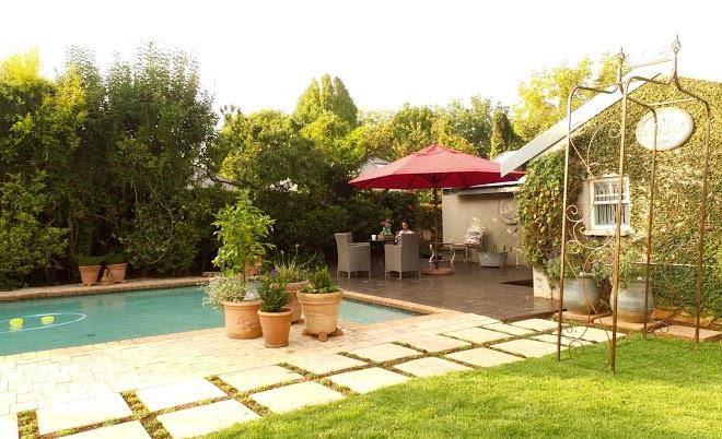 Zoo lake bed and breakfast johannesburg