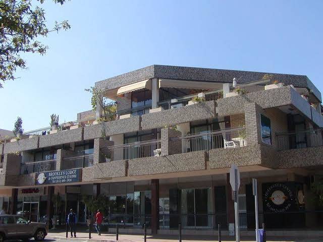 Brooklyn lodge