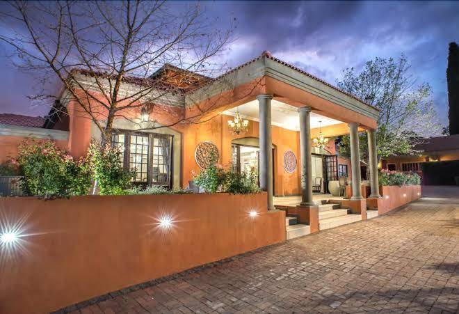 Ivory manor boutique hotel